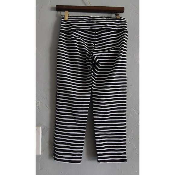 athleta crop pants Women's S,striped, Nylon, Licra, 26 Inch Waist Pretty - Picture 5 of 11